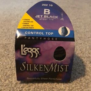 🖤 NIB Jet Black Pantyhose 🖤
